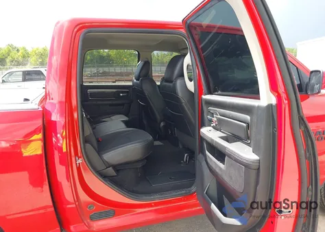 2018 Ram 1500 Sport 4X4 5'7 Box из США, поврежденный, VIN 1C6RR7MT7JS259995